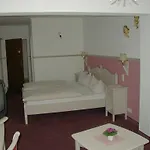 Hotel Schlossgarten 3*