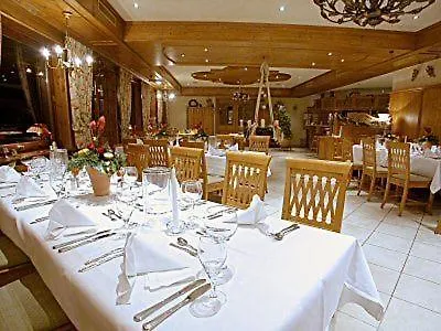 Schlossgarten Hotel 3*
