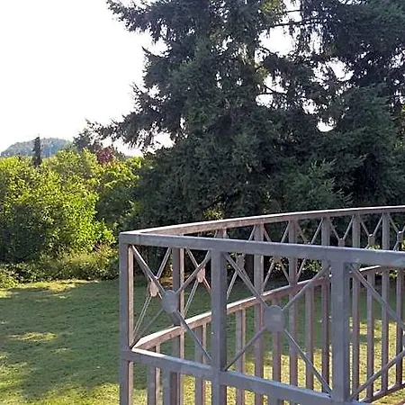 Schlossgarten 3* 글라덴바흐