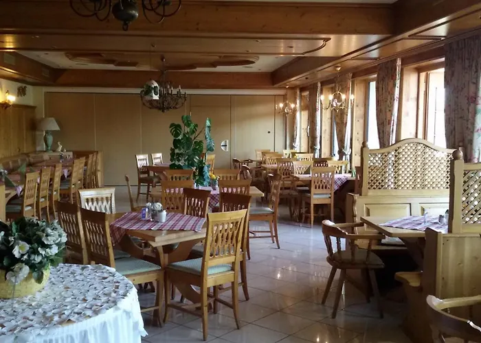 Schlossgarten Hotel 3*